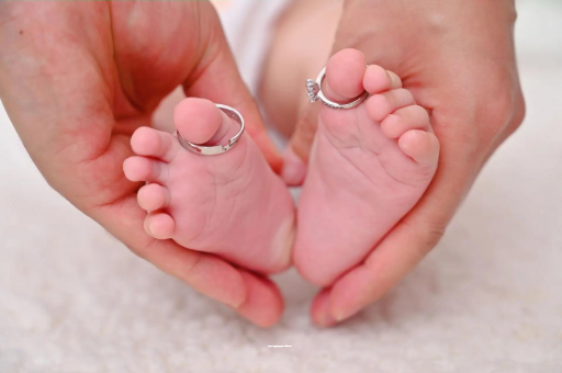 资阳宝宝睡觉频繁惊吓举手 资阳宝宝睡觉频繁惊吓举手